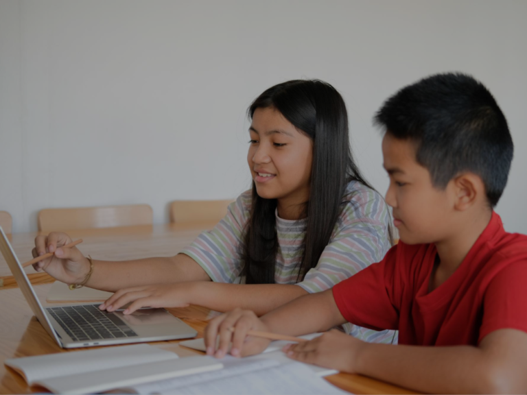 How Smart Learning Platforms Support IB vs IGCSE Students | TSRA